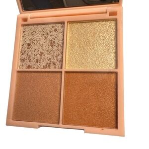 KNDR BEAUTY Kinder Glow Highlighting Palette